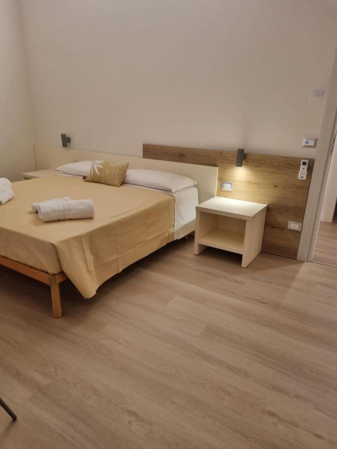 Simona Rooms Портоканноне Экстерьер фото